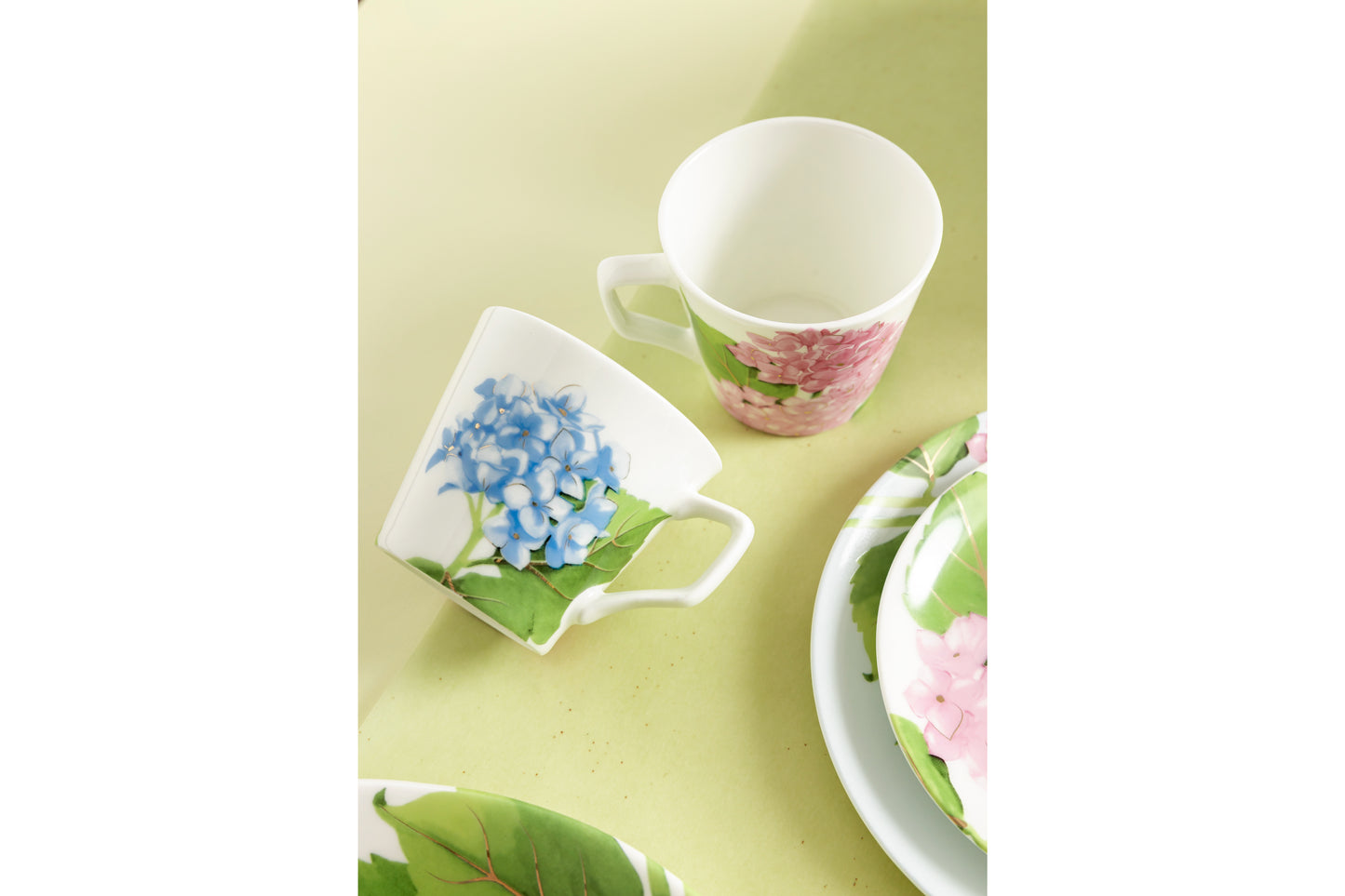 Blissful Bloom Tea Cup - Set of 4