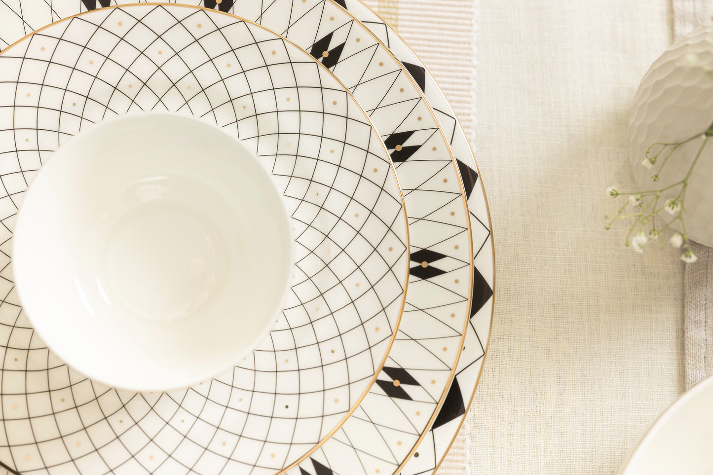 Old Gold and Black Salad Plate - Set of 4