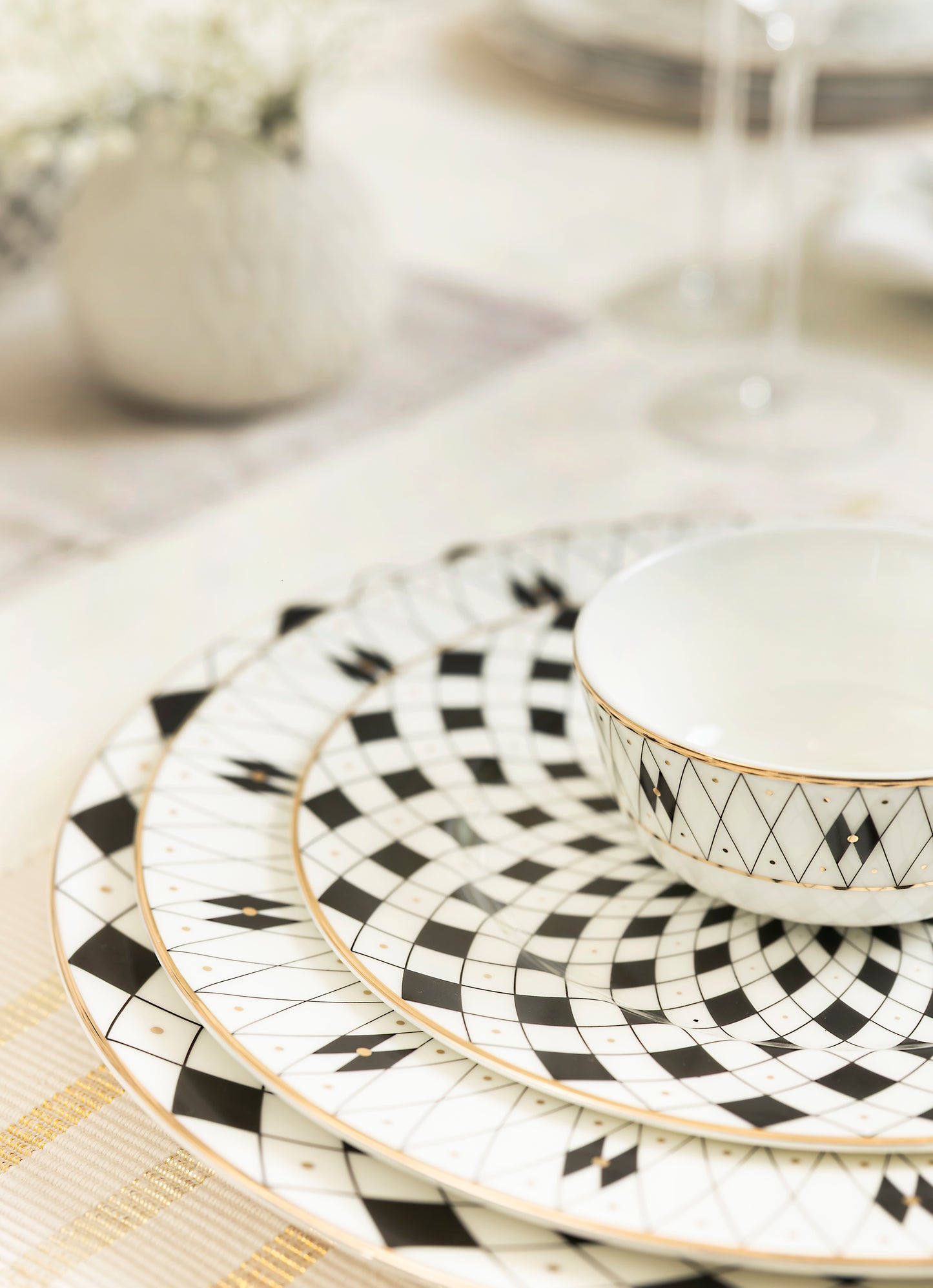 Old Gold and Black Salad Plate - Set of 4